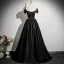 Elegante Schwarz Satin Ballkleider 2025 A Linie Off Shoulder Kurze Ärmel Rückenfreies Lange Ball Festliche Kleider