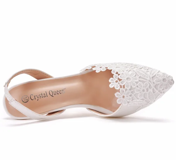 Chic / Belle Blanche En Dentelle Fleur Chaussure De Mariée 2022 7 cm Talons Aiguilles À Bout Pointu Mariage Talons Hauts