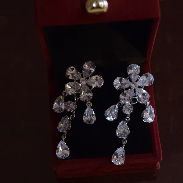 Charmant Witte Rhinestone Zirkonium Huwelijk Oorbellen Nek Ketting Accessoires 2025