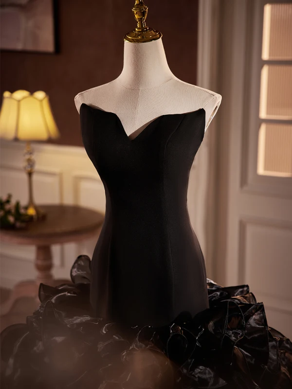 Charming Black Cascading Ruffles Prom Dresses 2024 Crossed Straps Trumpet / Mermaid Strapless Sleeveless Backless Floor-Length / Long Prom Formal Dresses