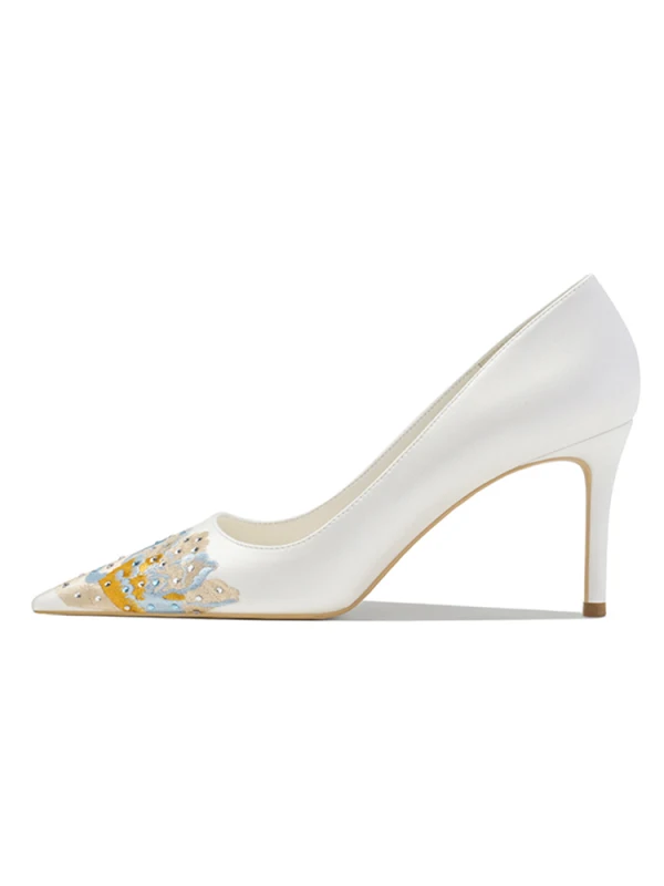 Elegant White Embroidered Satin Wedding Shoes 2024 6 cm Stiletto Heels Pointed Toe Wedding Pumps High Heels