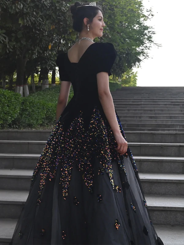 Chic / Beautiful Black Sequins Prom Dresses 2024 Ball Gown V-Neck Puffy Short Sleeve Backless Floor-Length / Long Prom Formal Dresses