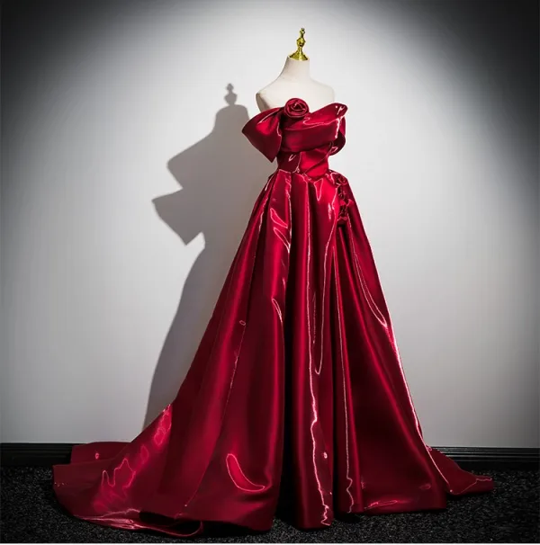Chic / Beautiful Burgundy Sweep Train Prom Dresses 2025 Ball Gown Off-The-Shoulder Short Sleeve Backless Formal Dresses