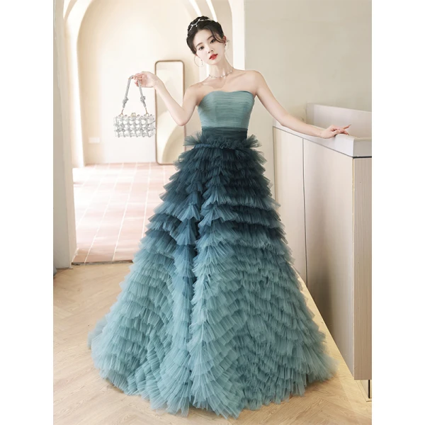 Modern / Fashion Ink Blue Cascading Ruffles Evening Dresses 2023 A-Line / Princess Strapless Sleeveless Backless Sweep Train Evening Party Formal Dresses