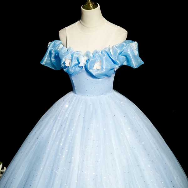 Elegant Sky Blue Lace Butterfly Prom Dresses 2023 Ball Gown Scoop Neck Ruffle Short Sleeve Backless Sequins Floor-Length / Long Prom Formal Dresses