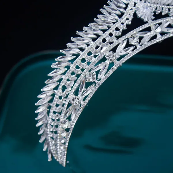 Skromna Białe Rhinestone Cyrkon Ślub Ozdoby Do Włosów Ślubne 2022 Tiara