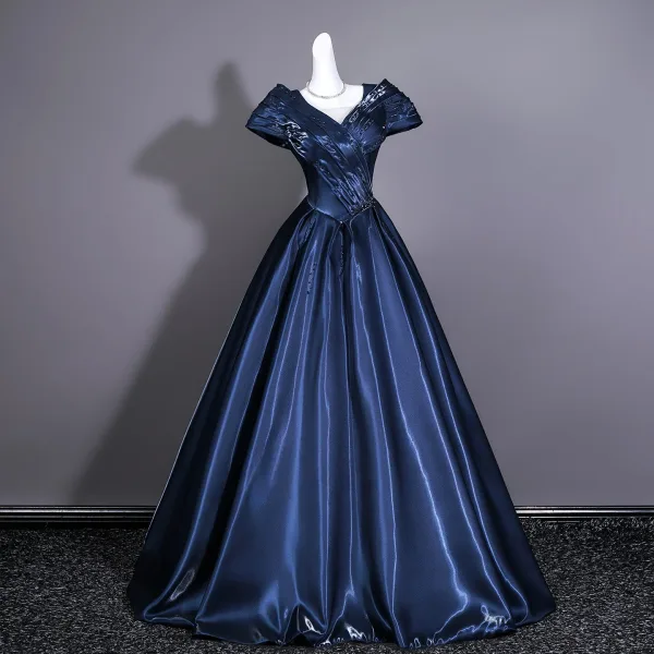 Vintage / Originale Bleu Marine Satin Robe De Bal 2026 Robe Boule V-Cou Manches Courtes Dos Nu Longue