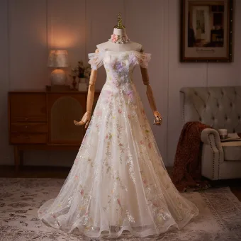 Blumenfee Champagner Perlenstickerei Applikationen Ballkleider 2026 Ballkleid Off Shoulder Kurze Ärmel Rückenfreies Lange Festliche Kleider