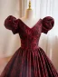 Vintage / Retro Burgundy Printing Prom Dresses 2023 Ball Gown V-Neck Puffy Short Sleeve Backless Floor-Length / Long Prom Formal Dresses