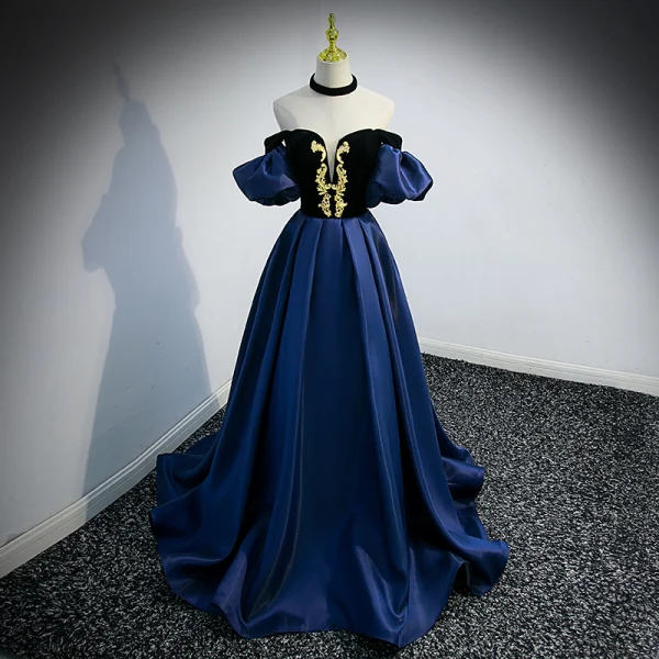 Elegant Navy Blue Suede Prom Dresses 2022 A-Line / Princess Off-The-Shoulder Puffy Short Sleeve Backless Sweep Train Formal Dresses