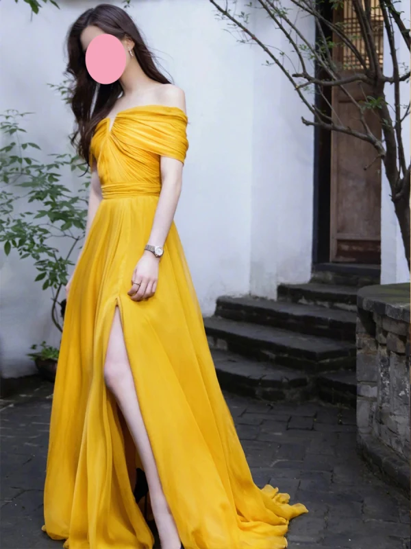 Chic / Beautiful Yellow Chiffon Evening Dresses A-Line / Princess 2023 Strapless Sleeveless Backless Floor-Length / Long Evening Party Formal Dresses