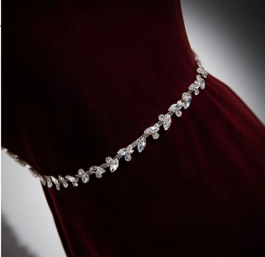 Charming Burgundy Rhinestone Velvet Evening Dresses 2024 Trumpet / Mermaid Halter Sleeveless Backless Bow Floor-Length / Long Evening Party Formal Dresses
