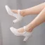Elegant White Lace Flower Wedding Shoes 2022 Pearl 7 cm Thick Heels Round Toe Wedding Pumps High Heels