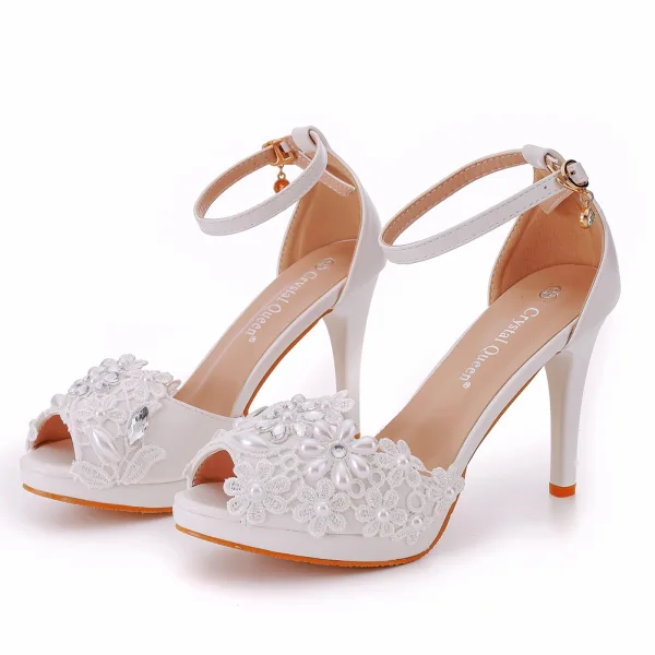 Elegant White Pearl Rhinestone Lace Flower Wedding Shoes 2023 Ankle Strap 10 cm Stiletto Heels Open / Peep Toe Wedding Sandals High Heels