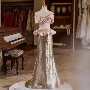 Charmant Deux Tons Rougissant Rose Paillettes Robe De Bal 2024 Trompette Sirène De L Épaule Manches Courtes Dos Nu Train De Balayage Promo Robe De Ceremonie