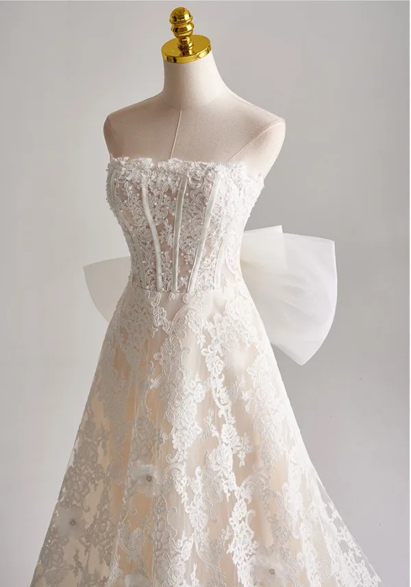 Vintage / Retro White Pearl Lace Flower Wedding Dresses 2025 A-Line / Princess Strapless Sleeveless Backless Bow Floor-Length / Long