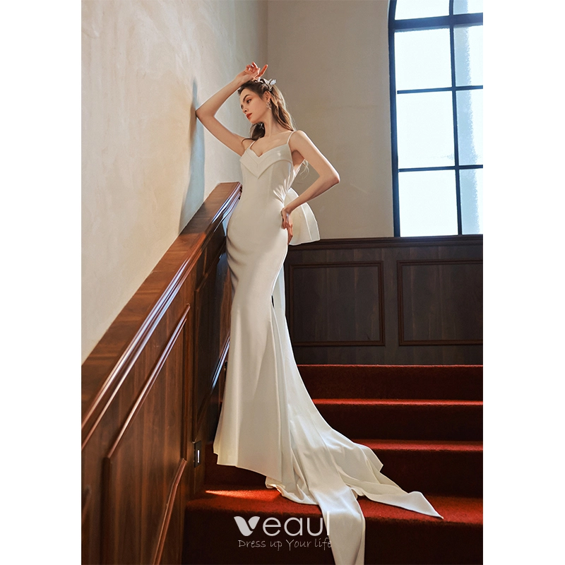 Sexy Ivory Satin Wedding Dresses 2022 Trumpet / Mermaid Spaghetti Straps  Sleeveless Backless Bow Sweep Train Wedding