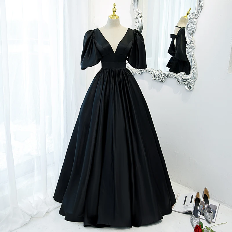 Vintage Retro Black Prom Dresses 2021 A-Line Princess V-Neck Crossed Straps Floor-Length