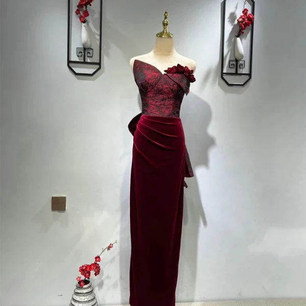 Sexy Burgundy Suede Evening Dresses 2023 Trumpet / Mermaid Strapless Sleeveless Backless Bow Floor-Length / Long Evening Party Formal Dresses