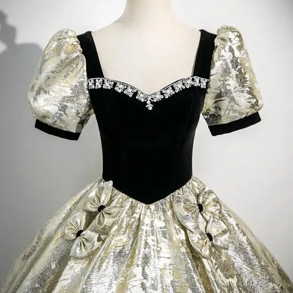 Chic Noire Faux Diamant Noeud Robe De Bal 2025 Robe Boule Encolure Carrée Gonflée Manches Courtes Dos Nu Longue Promo Robe De Ceremonie