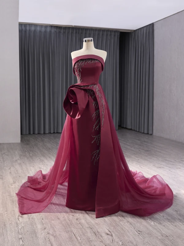 Haut de Gamme Élégant Bordeaux Fait main Perlage Paillettes Fleur Robe De Bal 2024 Trompette / Sirène Bustier Sans Manches Dos Nu Train De Balayage Promo