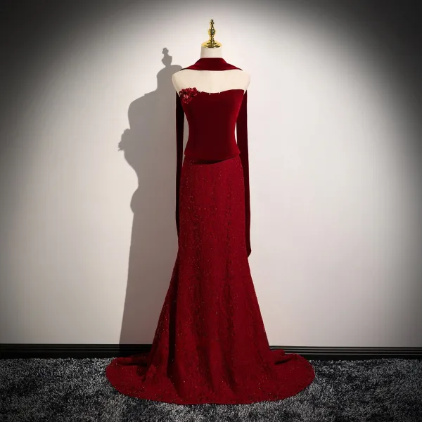 Elegant Burgundy Velvet Prom Dresses 2026 Trumpet / Mermaid Off-The-Shoulder Short Sleeve Backless Sweep Train Formal Dresses