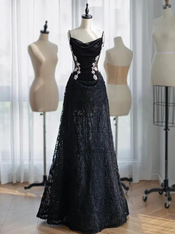 Charmant Noire Faux Diamant En Dentelle Fleur Robe De Soirée 2026 Princesse Bretelles Spaghetti Sans Manches Dos Nu Longue Soirée Robe De Ceremonie