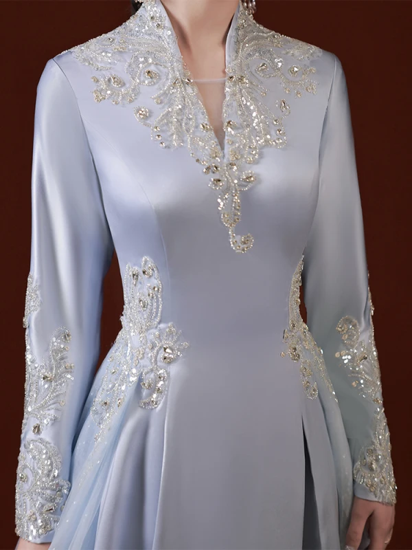 Chinese style Grey Beading Rhinestone Sequins Prom Dresses 2022 A-Line / Princess Satin High Neck Long Sleeve Backless Floor-Length / Long Formal Dresses