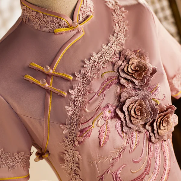 Chinese style Blushing Pink Lace Flower Tea-length Cheongsam 2024 Trumpet / Mermaid High Neck Short Sleeve Prom