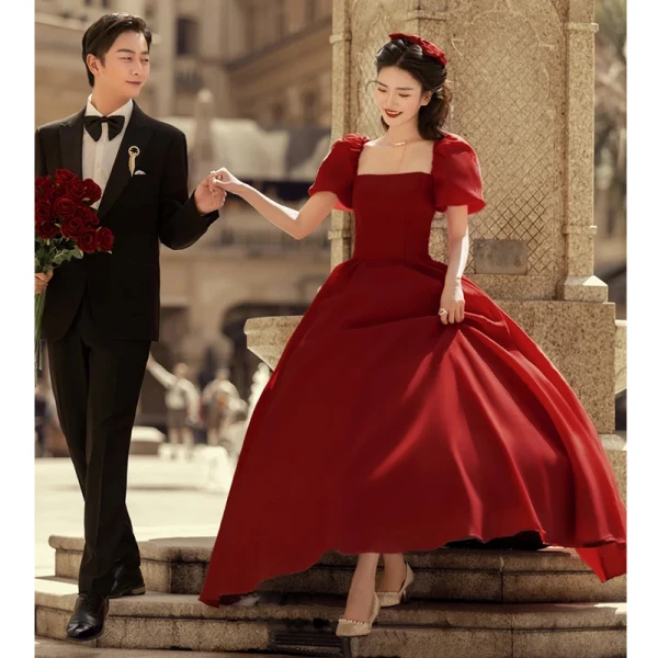 Charming Burgundy Engagement Prom Dresses 2023 A-Line / Princess Square Neckline Puffy Short Sleeve Floor-Length / Long Formal Dresses