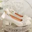 Vintage / Originale Beige Perle Bride Cheville Faux Diamant Satin Chaussure De Mariée 2024 5 cm Talons Épais Pied Carré Mariage Escarpins Talons Hauts