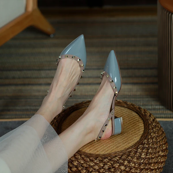 Charming Pool Blue Rivet Evening Party Womens Sandals 2022 Leather 3 cm Low Heel Thick Heels Pointed Toe Womens Shoes