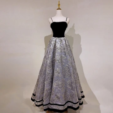 Audrey Hepburn Al Estilo Negro Vestidos De Gala 2022 A Line Princess Perla Spaghetti Straps Sin Mangas Sin Espalda Suede Largos Vestidos Formales
