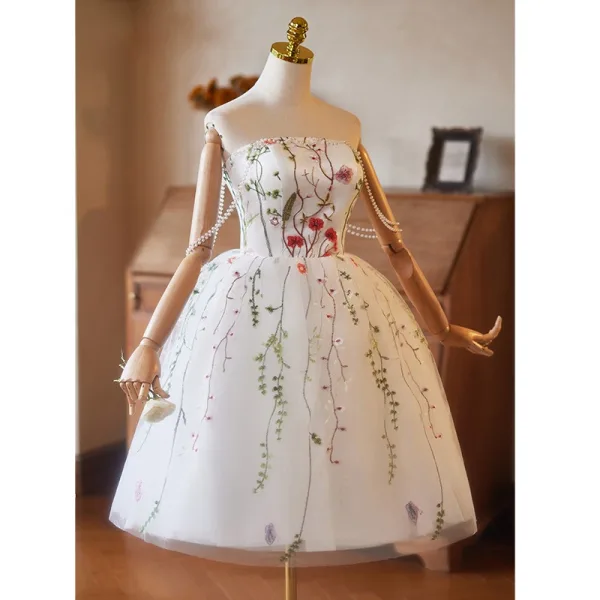 Charming White Lace Flower Homecoming Graduation Dresses 2025 Ball Gown Strapless Sleeveless Backless Floor-Length / Long Formal Dresses