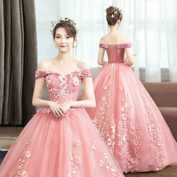 Chic / Beautiful Gold Prom Dresses 2020 Ball Gown Off-The-Shoulder Short Sleeve Appliques Lace Pearl Floor-Length / Long Ruffle Backless Formal Dresses