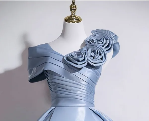 Elegant Sky Blue Appliques Satin Prom Dresses 2026 Ball Gown Scoop Neck Short Sleeve Backless Floor-Length / Long Formal Dresses