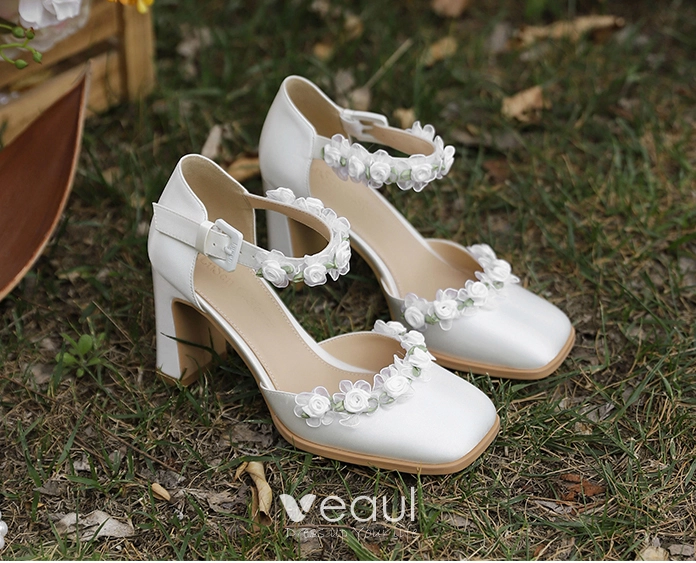 Elegant Blanche Bride Cheville Appliques Chaussure De Mariee 2023 Cuir 8 cm Talons Epais Pied Carre Mariage Sandales Talons Hauts