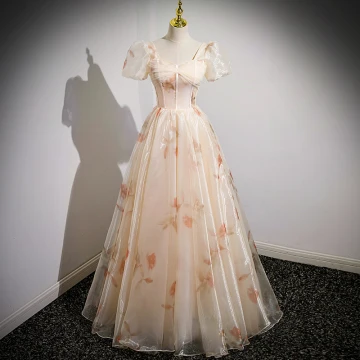 Élégant Champagne Impression Robe De Bal 2023 Princesse Encolure Carrée Manches Courtes Dos Nu Longue Promo Robe De Ceremonie