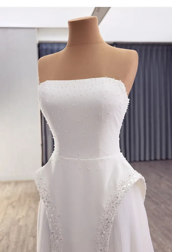 Sexy White Pearl Satin Floor-Length / Long Wedding Dresses 2025 A-Line / Princess Strapless Sleeveless Backless Wedding