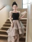 Charmant Noire Volants en Cascade Asymétrique Robe De Cocktail 2023 Princesse Encolure Carrée Manches Courtes Dos Nu Noeud Ceinture Paillettes Cocktail Robe De Ceremonie