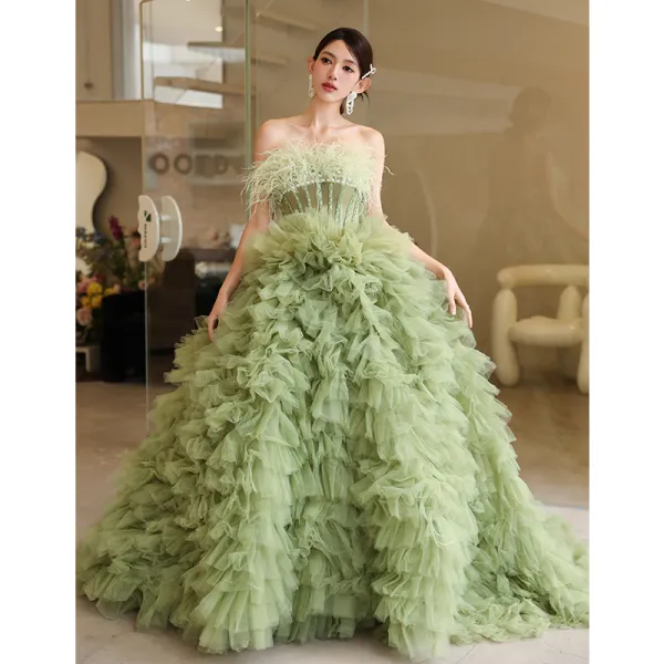 Charming Sage Green Cascading Ruffles Evening Dresses 2023 Ball Gown Strapless Tassel Sleeveless Backless Sweep Train Evening Party Formal Dresses