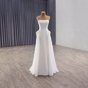 Sexy Witte Parel Satijn Lange Trouwjurken 2025 A Lijn Strapless Mouwloos Ruglooze Huwelijk