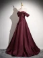 Vintage Burgunderrot Satin Ballkleider 2024 A Linie Off Shoulder Ärmellos Rückenfreies Lange Ball Festliche Kleider