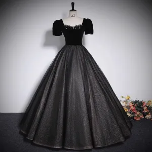 Élégant Noire Glitter Paillettes Robe De Bal 2023 Robe Boule Encolure Carrée Faux Diamant Manches Courtes Dos Nu Longue Promo Robe De Ceremonie