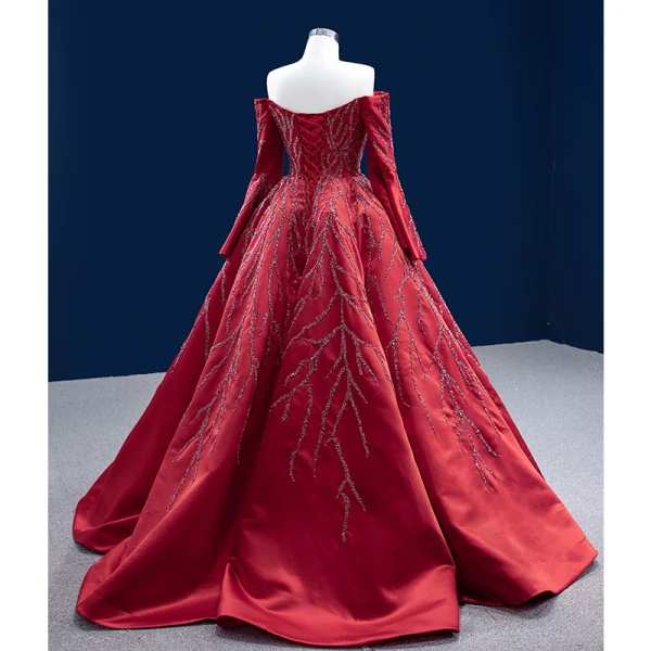 High End Burgunderrot Handgefertigt Perlenstickerei Pailletten Ballkleider 2022 Satin Ballkleid Off Shoulder Lange Ärmel Rückenfreies Sweep / Pinsel Zug Ball Festliche Kleider
