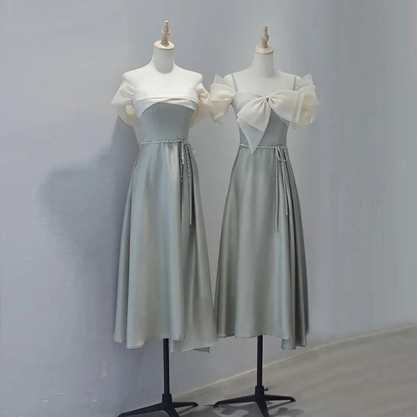 Modest / Simple Grey Bow Bridesmaid Dresses 2023 A-Line / Princess Off-The-Shoulder Short Sleeve Backless Pearl Sash Floor-Length / Long Prom Bridesmaid Dresses