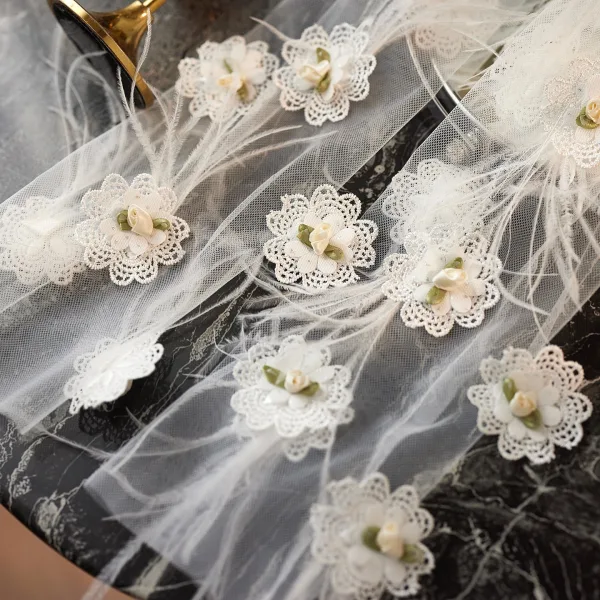 Vintage / Originale Blanche Plumes En Dentelle Fleur Mariage Gants Mariage 2026 Tulle