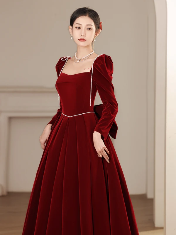 Elegant Burgundy Velour Winter Prom Dresses 2023 A-Line Princess Square Neckline Pearl