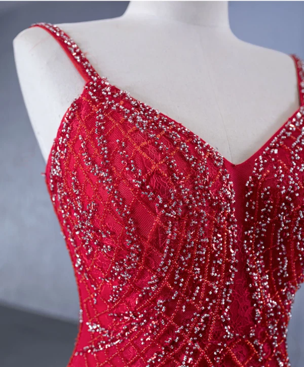 Haut de Gamme Rouge Fait main Perlage Paillettes Robe De Soirée 2024 Trompette / Sirène Bretelles Spaghetti Sans Manches Dos Nu Longue Soirée Robe De Ceremonie