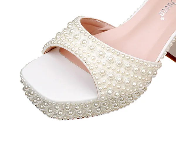 Sexy Beige Perle Brautschuhe 2025 Knöchelriemen 9 cm Thick Heels Peeptoes Hochzeit Sandaletten